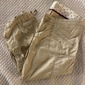 Hollister khaki capris